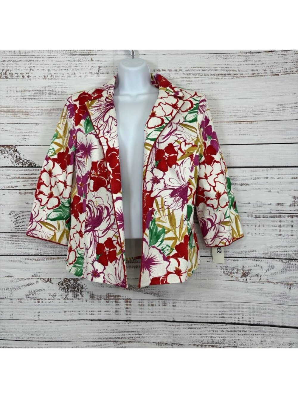 Kasper Red Floral 3/4 Sleeve Textured Lined Open Jacket